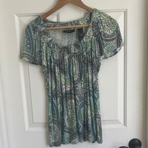 Axcess Green and Gray Paisley Short-Sleeve Scoop Top